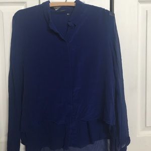 Beautiful Elie Tahari Button Down